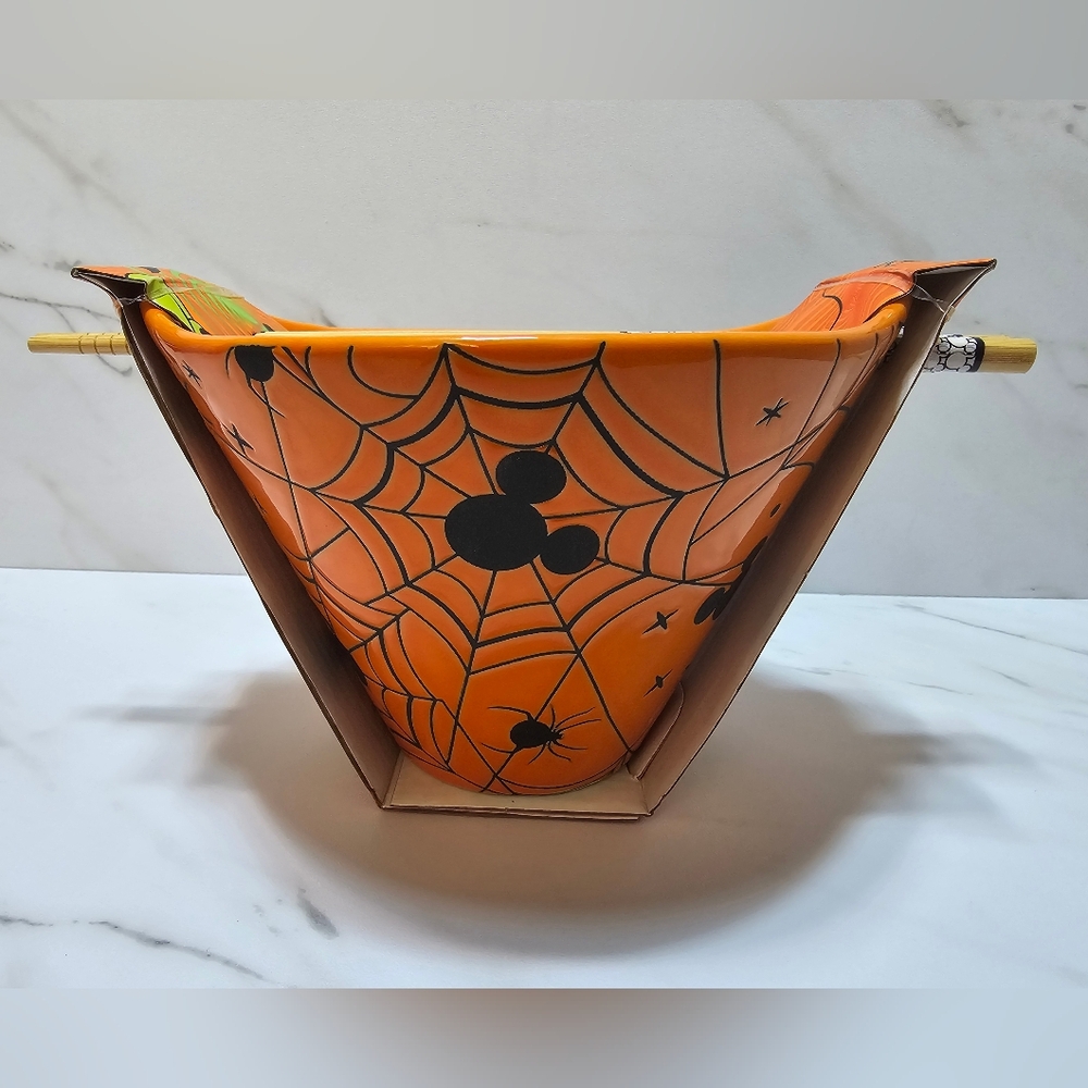 Disney Mickey Mouse Ramen Noodle Bowl